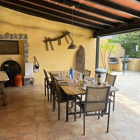 Villa Cave House With 3 Bedrooms Alicante