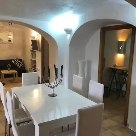 Villa Cave House With 3 Bedrooms *